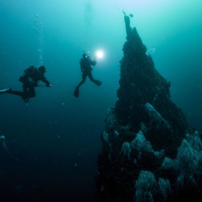 Deep-Diver-2
